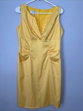Yellow Sleeveless V-Neck Dress by Dress Barn size 8